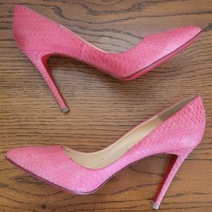 Christian Louboutin Suede Pigalle 39